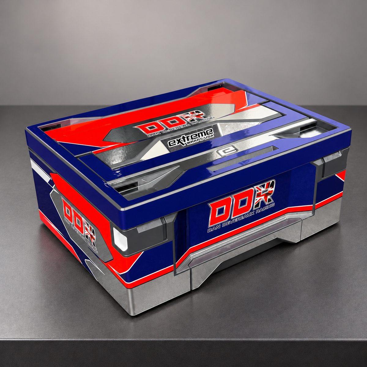 CUSTOM TOOL BOX by EXTREMEGRAPHICS